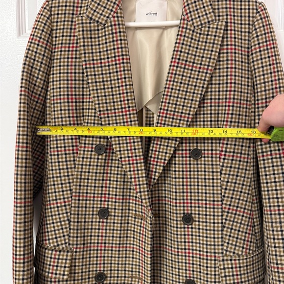 Aritzia Wilfred Blazer - Picture 11 of 12